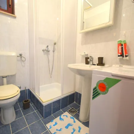 Apartment Ozren *